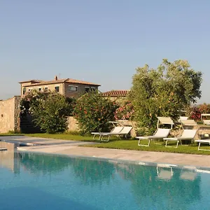  Vakantieboerderij Relais Le Ginestre